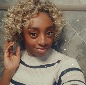 Meet your Posher, Gabrielle